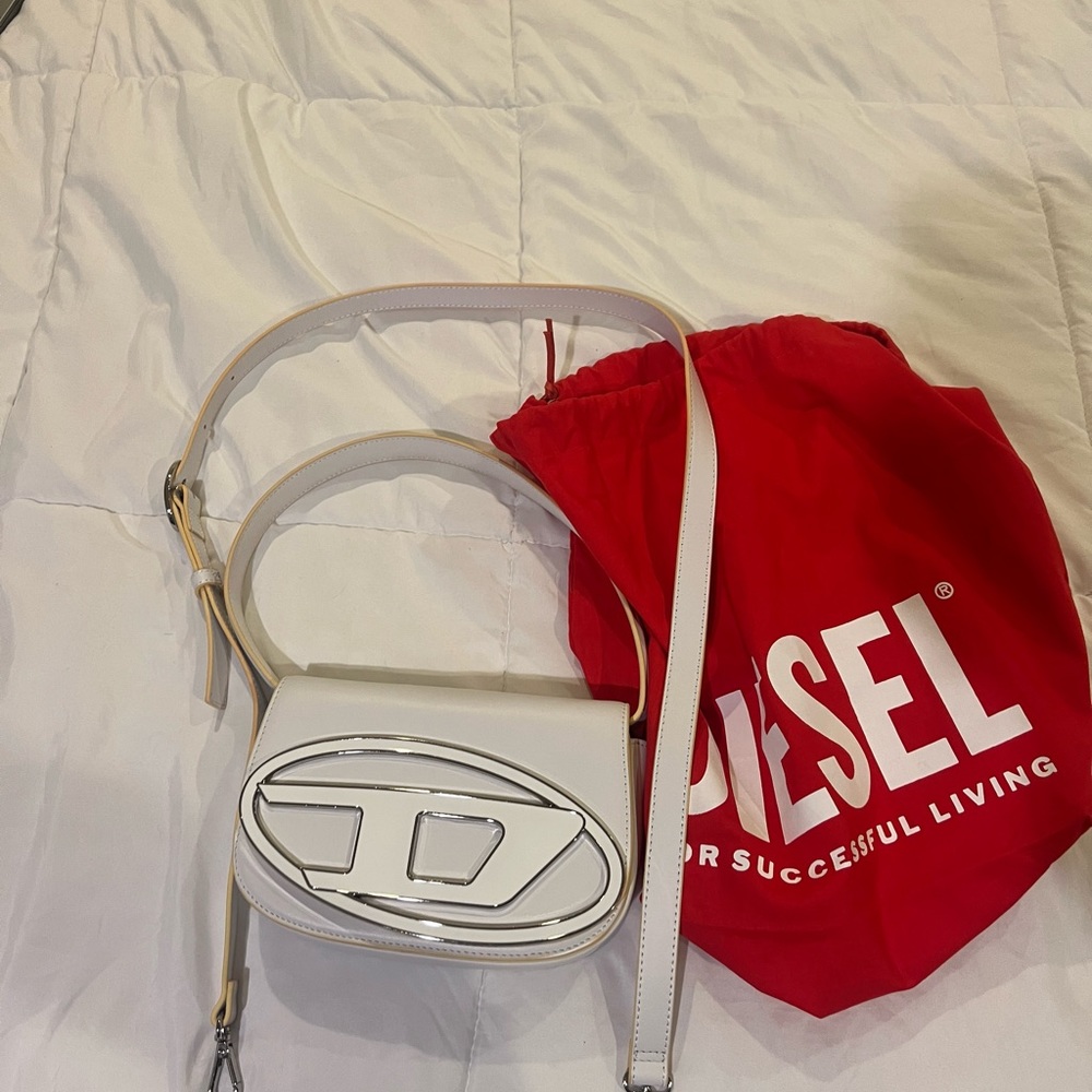 Diesel 1DR - Iconic shoulder bag in nappa leather white